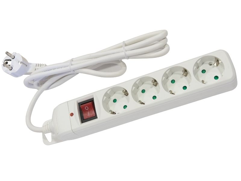 PRENOSNA PRIKLJUČNICA ČETVOROSTRUKA 2M +P KB-RB-04KL SA PRENAPONSKOM ZAŠTITOM